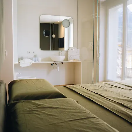 Mafrica House 3* أَويستا